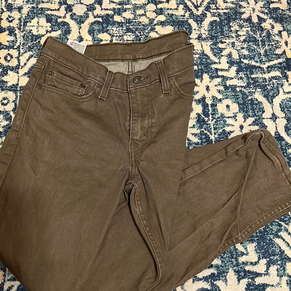 EUC Levi jeans